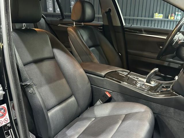 BMW寶馬 520I  第5張相片