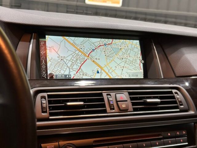 BMW寶馬 520I  第9張相片