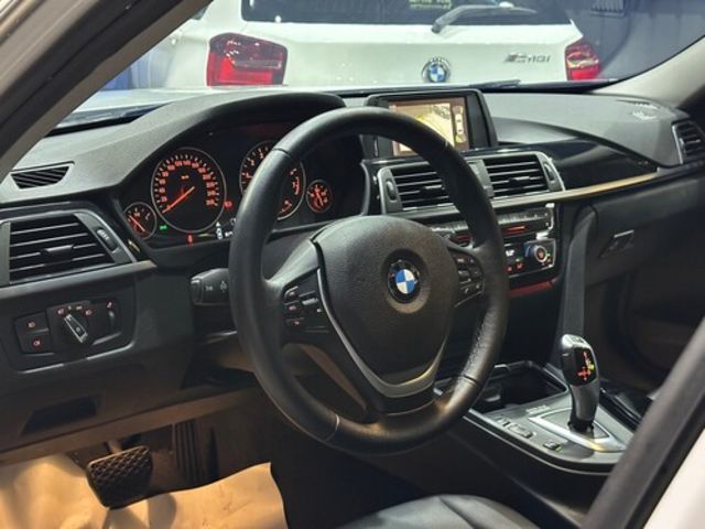 BMW寶馬 318I  第5張相片