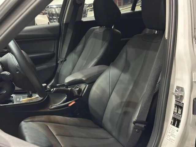 BMW寶馬 318I  第6張相片