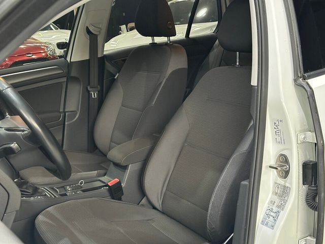 VOLKSWAGEN福斯 GOLF  第6張相片