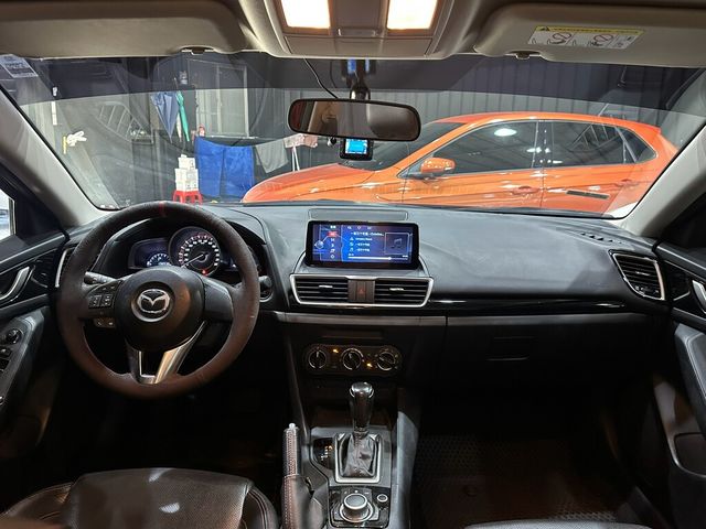 MAZDA馬自達 MAZDA 3  第6張相片