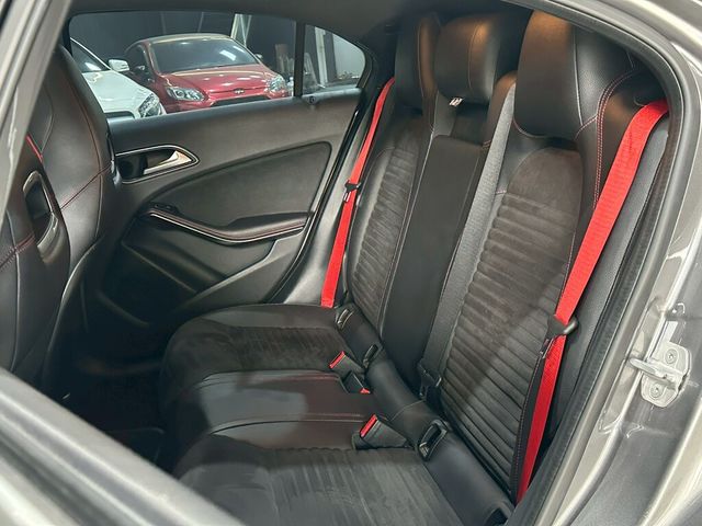 M-BENZ賓士 A250  第6張相片