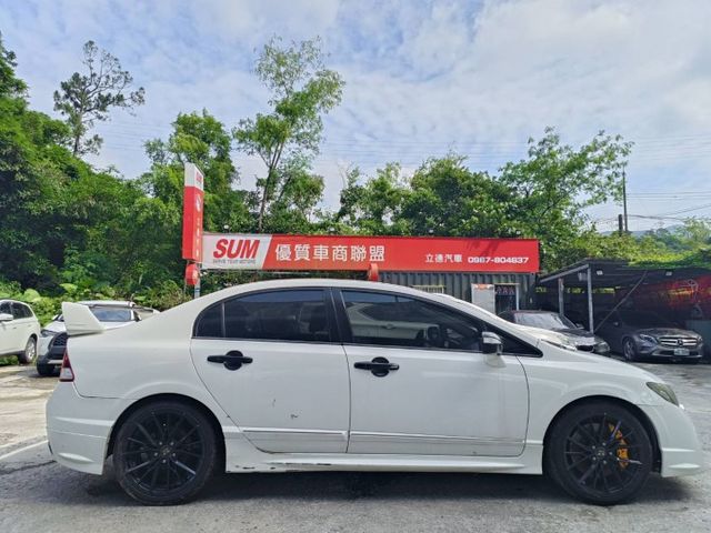 5速手自排 自然進氣, 直列四缸, SOHC, 16氣門  第4張相片
