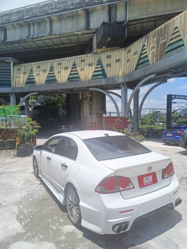 CIVIC  第7張相片