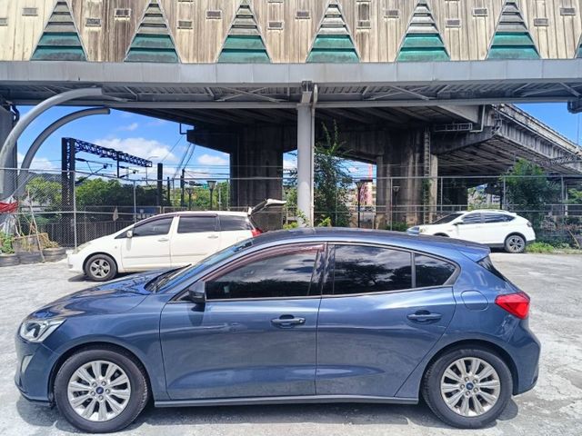 6速自排  自然進氣, 直列3缸, DOHC雙凸輪軸, 12氣門  第8張相片