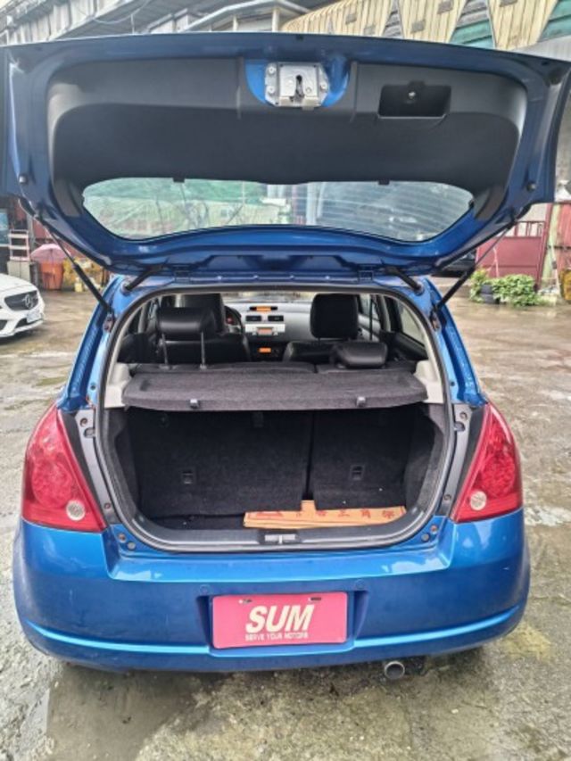 4速自排  自然進氣, 直列4缸, DOHC雙凸輪軸, 16氣門  第8張相片