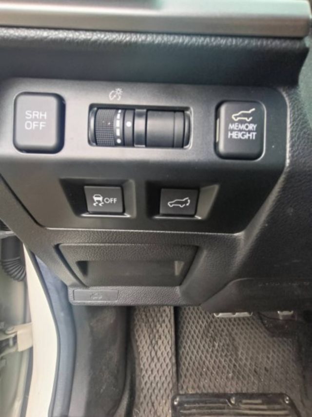 CVT 6速手自排 高性能模式模擬8速 渦輪增壓, 水平對臥4缸, DOHC雙凸輪軸, 16氣門  第15張相片