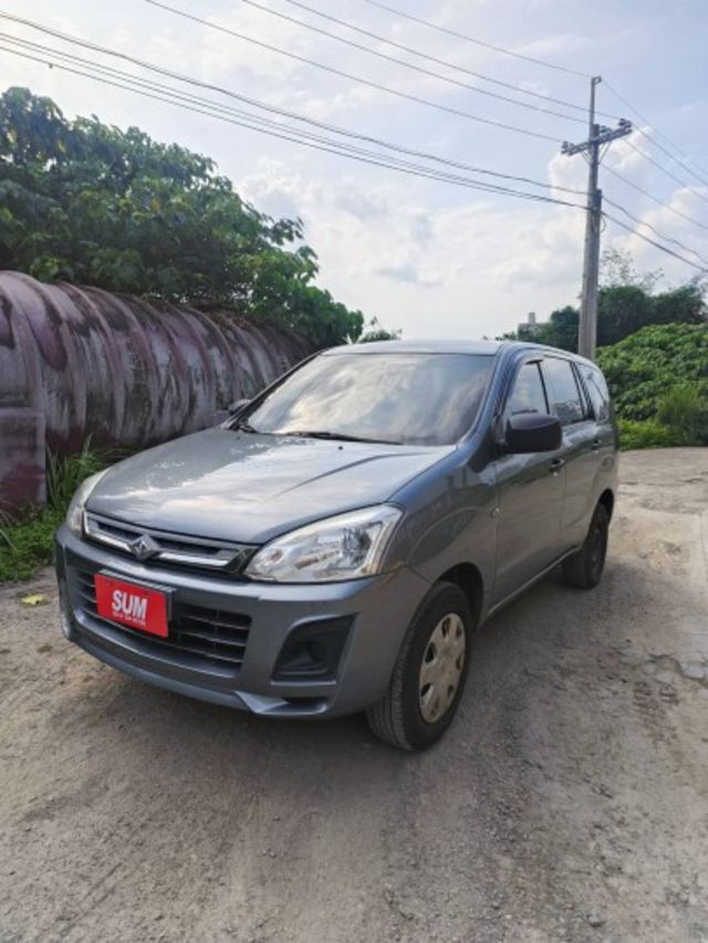 5速自排 自然進氣, 直列四缸, SOHC單凸輪軸, 16氣門  第1張相片