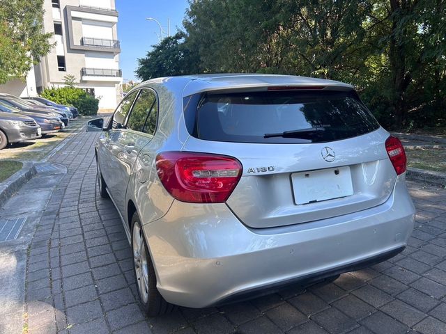 M-BENZ賓士 A180  第10張相片