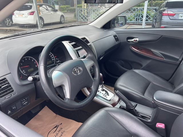 TOYOTA豐田 ALTIS  第9張相片