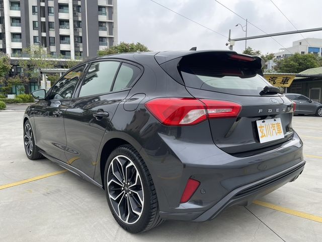 FORD福特 FOCUS  第9張相片
