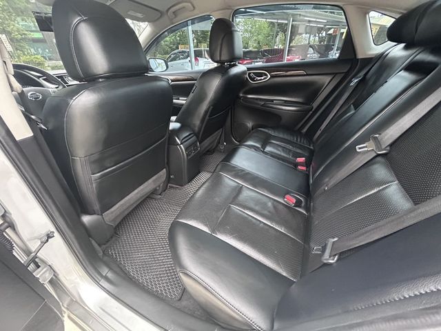 NISSAN日產 SENTRA  第5張相片