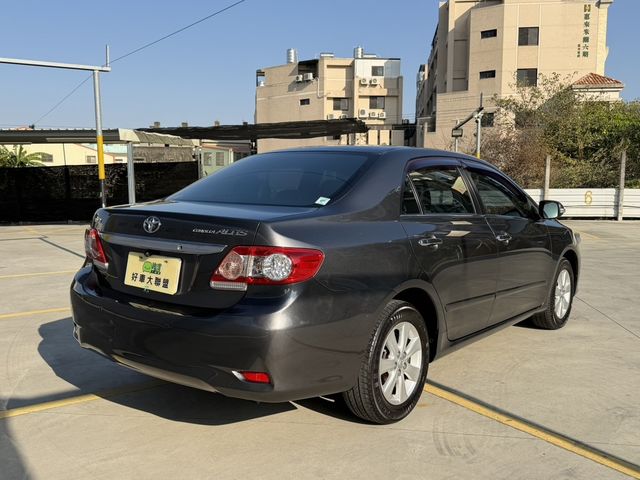 TOYOTA豐田 ALTIS  第2張相片