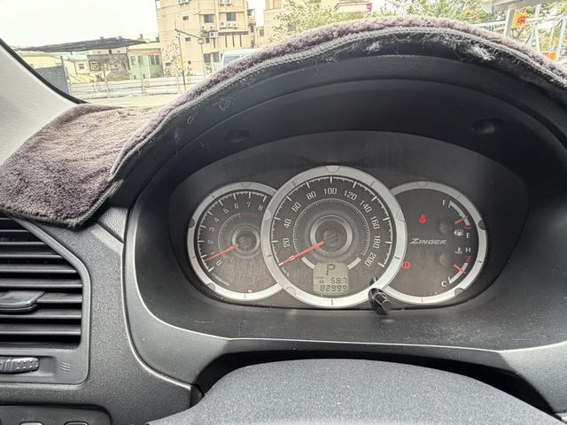 MITSUBISHI三菱 ZINGER  第11張相片