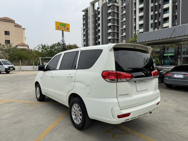 MITSUBISHI三菱 ZINGER  第14張相片