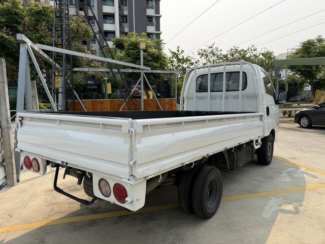 KIA起亞 KAON  第2張相片