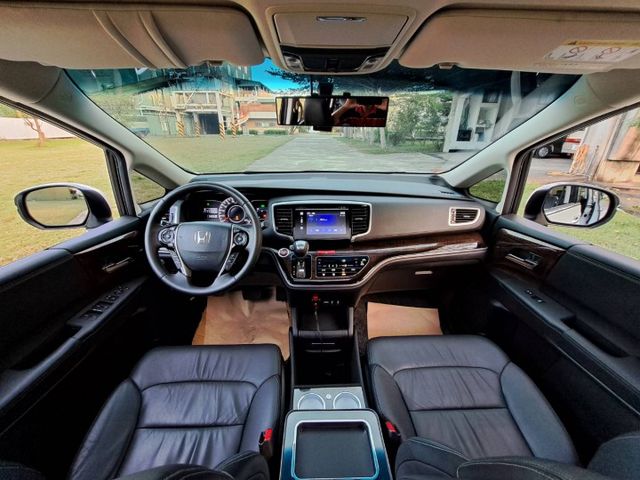 ★模範店嚴選★頂級APEX 7人座/新車價169.8萬~女用無菸一手車~原廠保養~內外如新~里程保證~可全貸  第11張相片