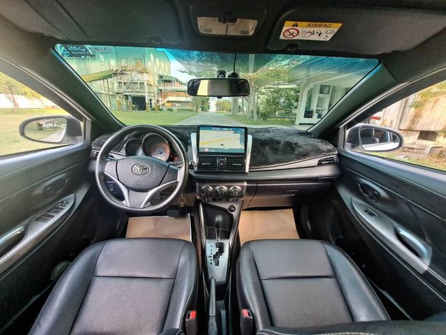 ★模範店嚴選★無菸車+大型安卓機~內外乾淨漂亮~里程保證~可全貸  第10張相片