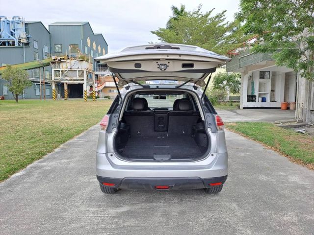 ★模範店嚴選★頂級完美影音版~女用無菸車~內外漂亮~里程保證~可全貸  第6張相片