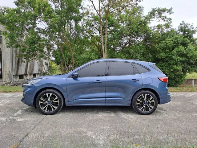 ★模範店嚴選★頂級ST-Line AWD新車價122.9萬~無菸一手車~內外乾淨如新~里程保證~可全貸  第3張相片