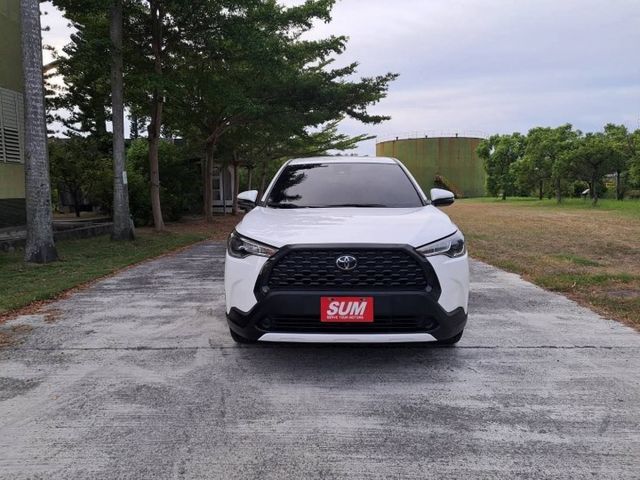 ★模範店嚴選★原廠精裝特彩車~內外如新~全車原版件~里程保證~可全貸  第2張相片