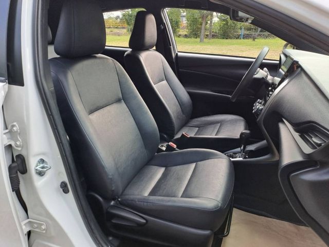 ★模範店嚴選★9安/防滑/手自排/大型安卓機/豪華影音版~無菸一手車~內外如新~里程保證~可全貸  第8張相片