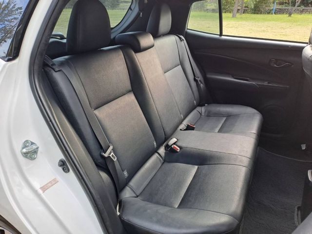 ★模範店嚴選★9安/防滑/手自排/大型安卓機/豪華影音版~無菸一手車~內外如新~里程保證~可全貸  第9張相片