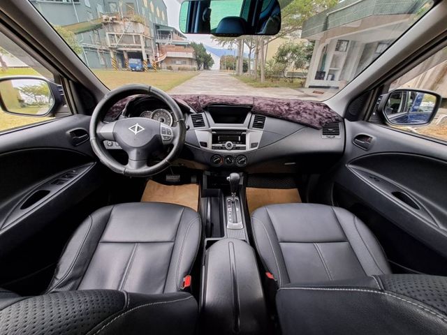 ★模範店嚴選★精緻型~無菸一手車~內外乾淨漂亮~里程保證~認證保固~可全貸  第10張相片