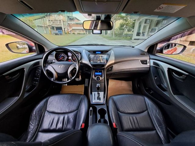 ★模範店嚴選★女用無菸一手車~原廠空力套件+多媒體安卓機~內外如新~里程保證~可全貸  第10張相片