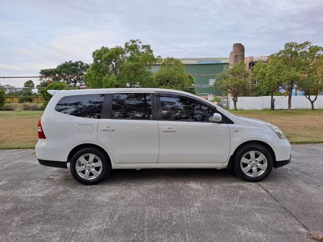 ★模範店嚴選★頂級7人座~女用無菸車~內外乾淨漂亮~里程保證~可全貸  第5張相片