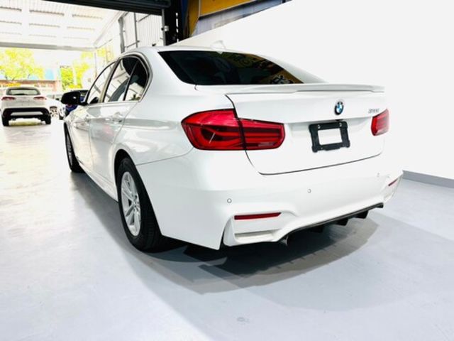 BMW寶馬 318I  第20張相片