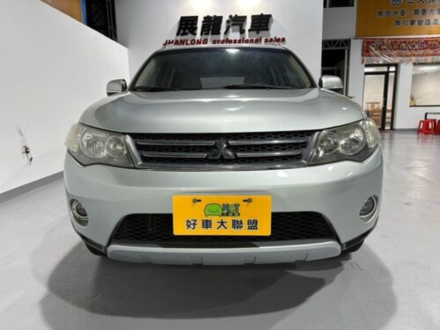 MITSUBISHI三菱 OUTLANDER  第3張相片