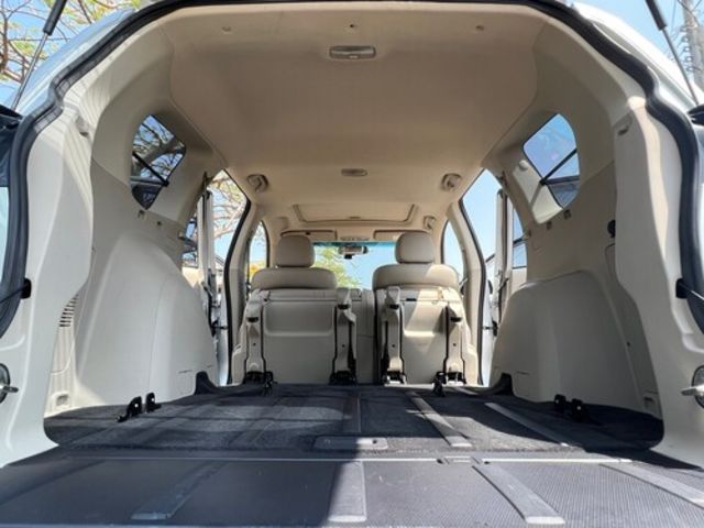 MITSUBISHI三菱 OUTLANDER  第8張相片