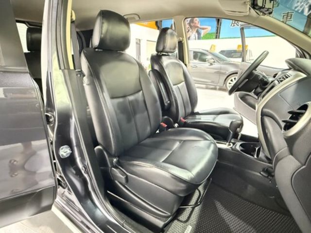 NISSAN日產 LIVINA  第5張相片