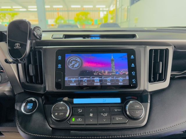 TOYOTA豐田 RAV4  第11張相片