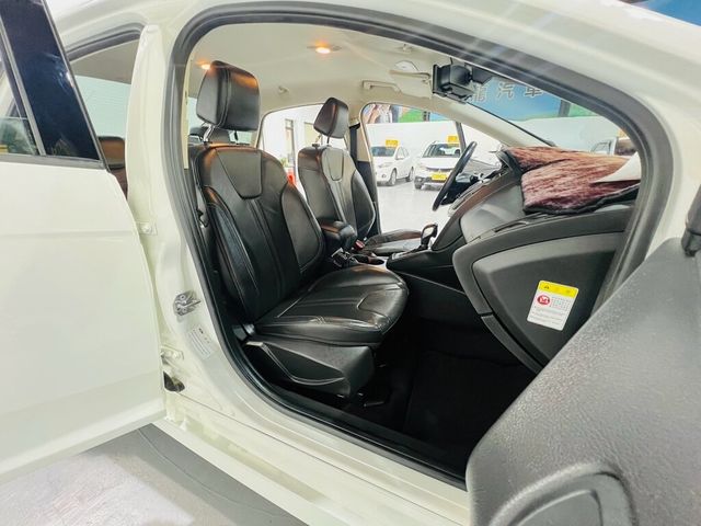 FORD福特 FOCUS  第11張相片
