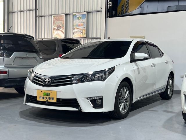 TOYOTA豐田 ALTIS  第1張相片