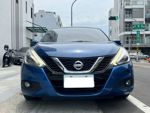 NISSAN日產 TIIDA  第2張相片