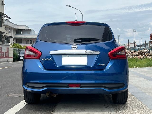 NISSAN日產 TIIDA  第4張相片