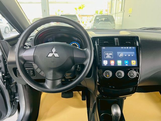 MITSUBISHI三菱 COLT PLUS  第7張相片