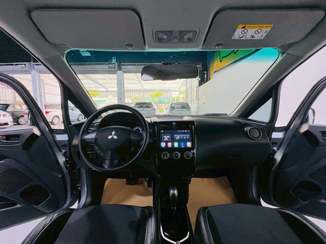 MITSUBISHI三菱 COLT PLUS  第8張相片
