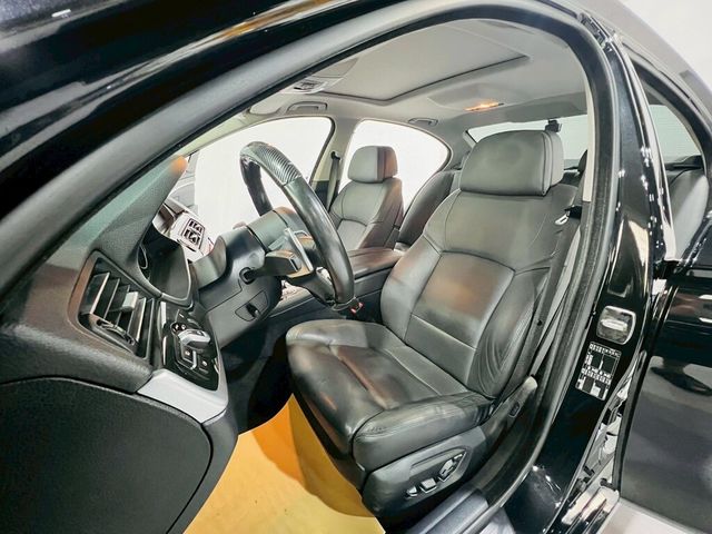 BMW寶馬 520I  第4張相片