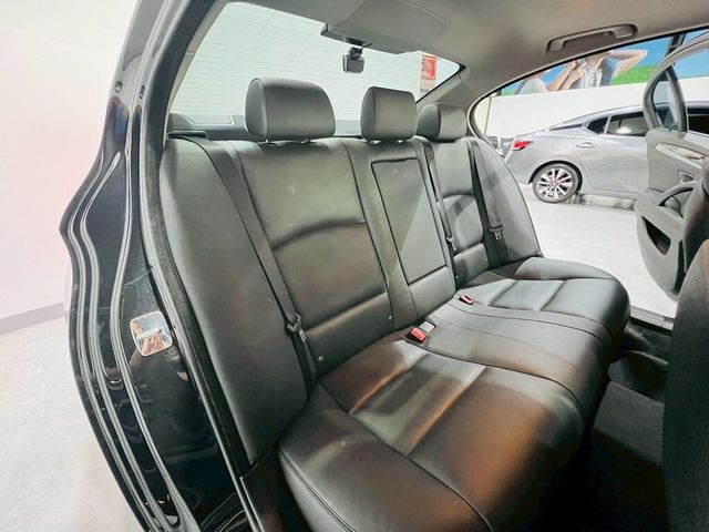 BMW寶馬 520I  第6張相片