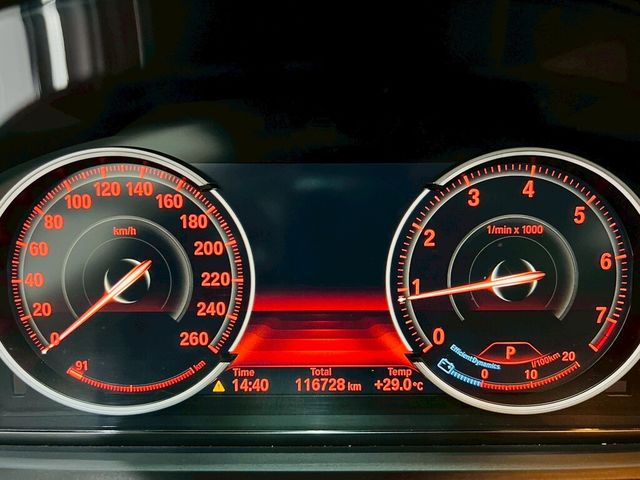 BMW寶馬 520I  第7張相片