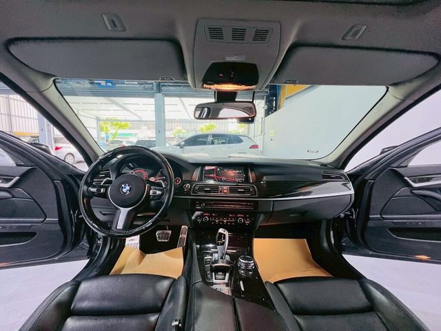 BMW寶馬 520I  第10張相片