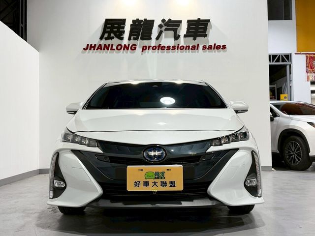 TOYOTA豐田 PRIUS PHV  第2張相片