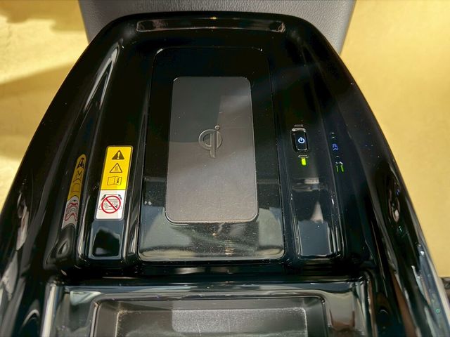 TOYOTA豐田 PRIUS PHV  第9張相片