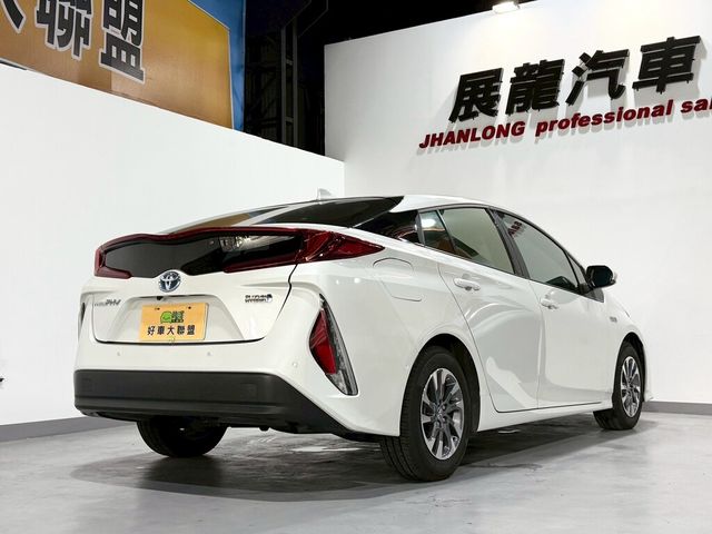 TOYOTA豐田 PRIUS PHV  第18張相片