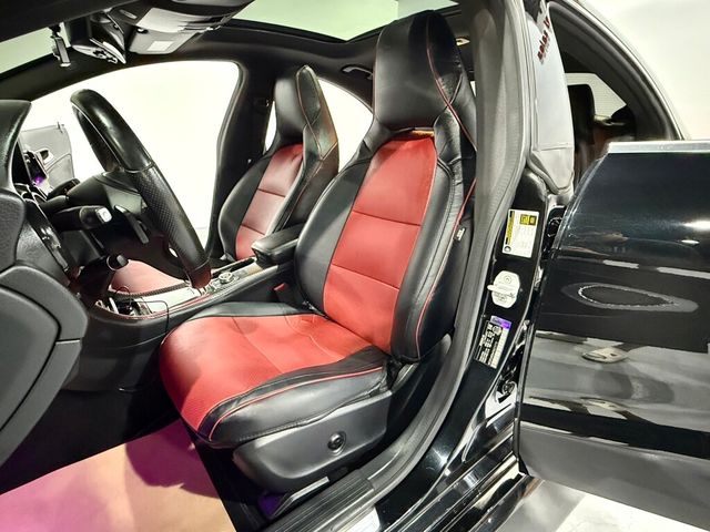 M-BENZ賓士 CLA250  第4張相片